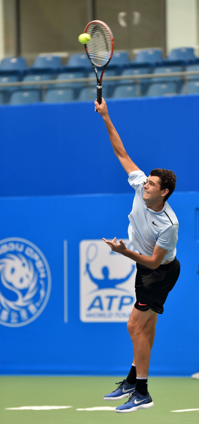 员和引入潜 员和引入潜