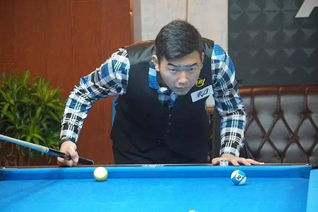 高压逼抢更 高压逼抢更